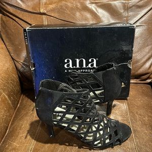 A.n.a Black Strappy Heels